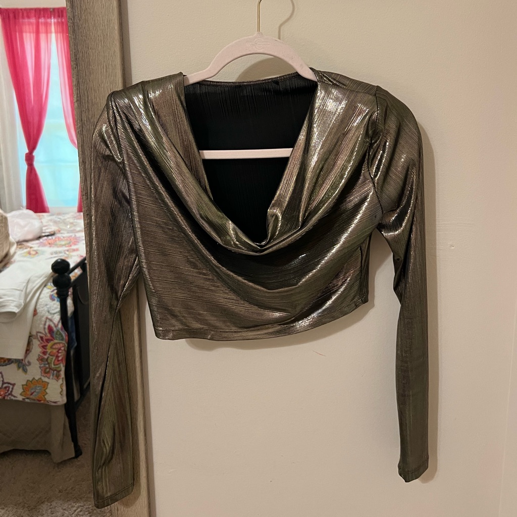 Shiny Top